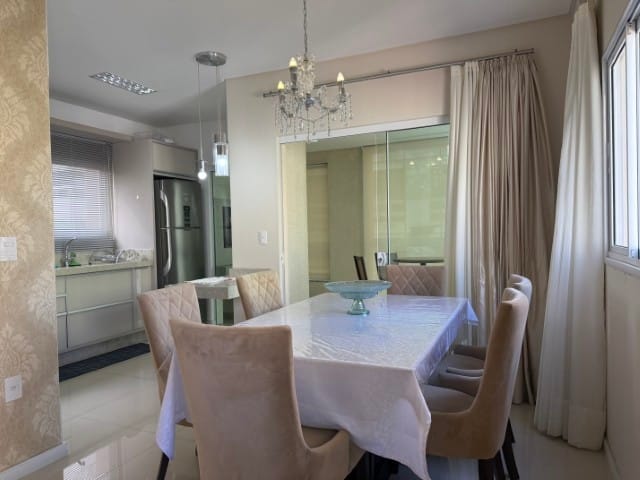 Apartamento com 183m² 3 quartos e 4 banheiros, à venda, no bairro Meia Praia em Itapema