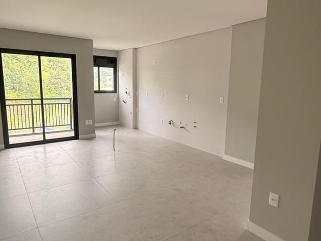 Apartamento com 78m² 3 quartos e 2 banheiros, à venda, no bairro Praia dos Amores em Balneário Camboriú