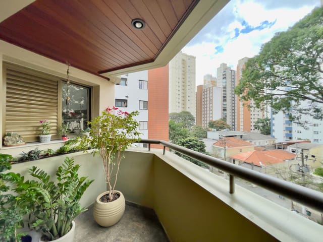 Apartamento com 142m² 4 quartos e 4 banheiros, à venda, no bairro Moema em São Paulo