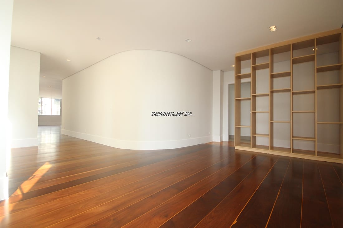 Apartamento, 3 quartos, 271 m² - Foto 1
