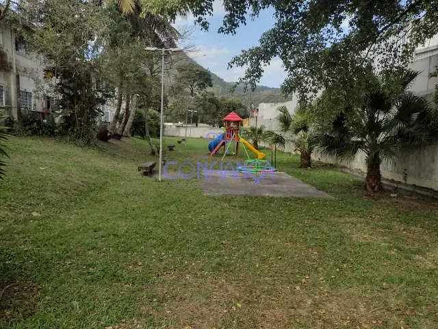 Apartamento 2 quartos e 1 banheiro, à venda, no bairro Campo Grande em Rio de Janeiro