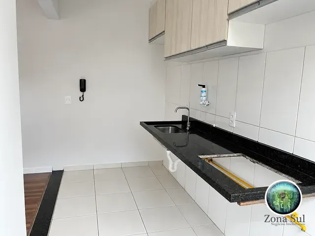Apartamento 2 quartos e 1 banheiro, à venda, no bairro Jardim Mirante dos Ovnis em Votorantim