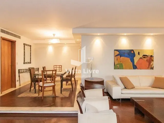 Apartamento com 220m² 3 quartos e 5 banheiros, à venda, no bairro Vila Uberabinha em São Paulo