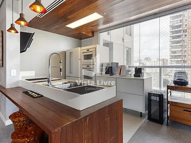 Apartamento com 150m² 2 quartos e 3 banheiros, à venda, no bairro Vila Nova Conceição em São Paulo