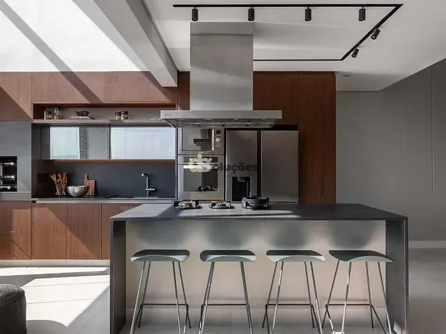 Apartamento 1 quarto e 2 banheiros, à venda, no bairro Santa Teresinha em São Paulo