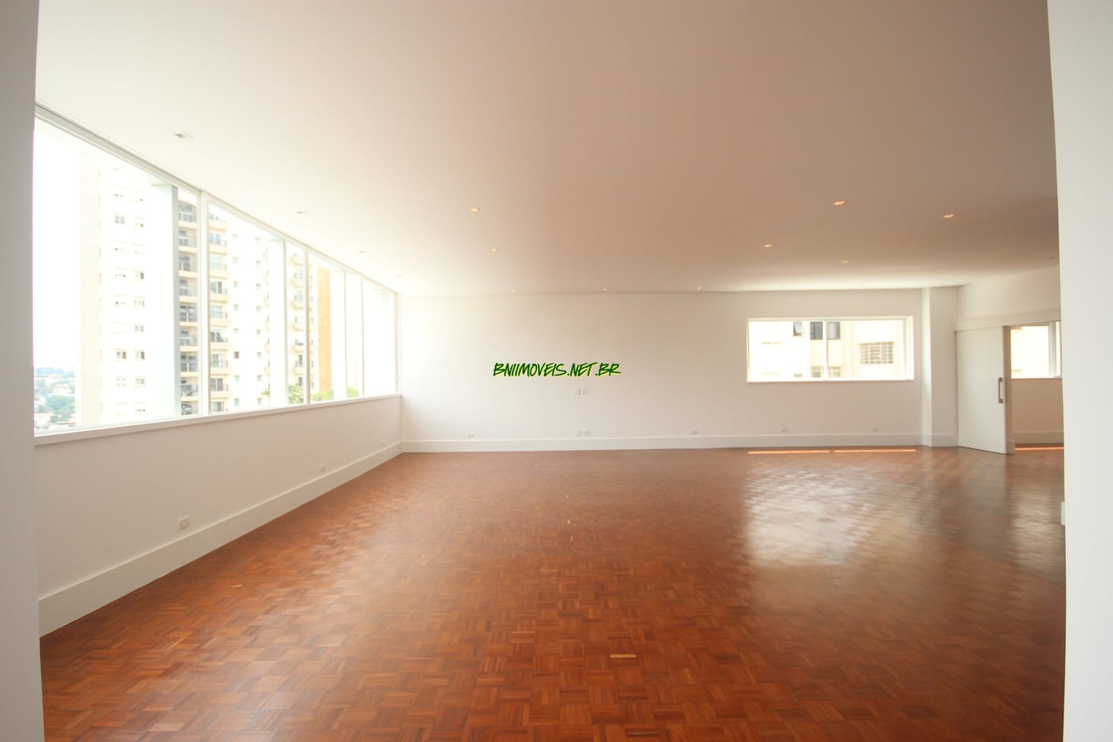 Apartamento, 3 quartos, 420 m² - Foto 1