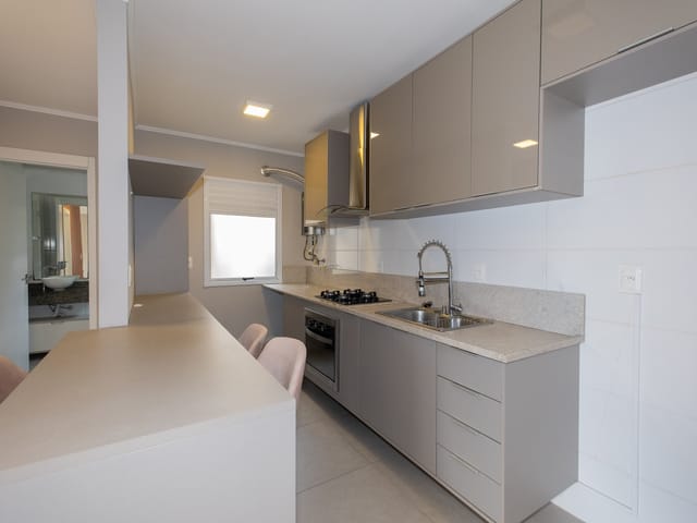 Apartamento com 62m² 2 quartos e 1 banheiro, à venda, no bairro Areal em Pelotas