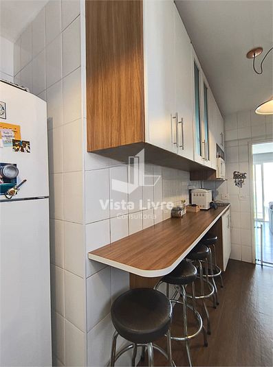 Apartamento à venda com 3 quartos, 98m² - Foto 11
