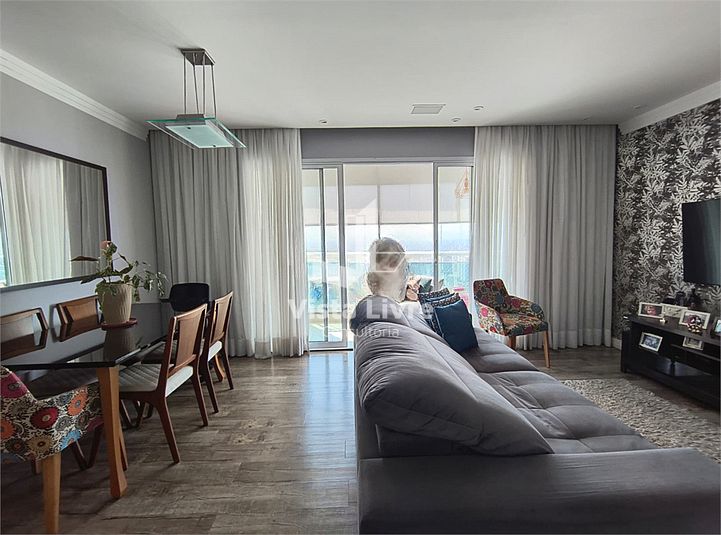 Apartamento à venda com 3 quartos, 98m² - Foto 1
