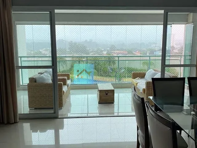 Apartamento com 266m² 4 quartos e 6 banheiros, à venda, no bairro Jardim das Colinas em São José dos Campos