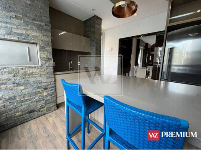 Apartamento 3 quartos e 4 banheiros, à venda, no bairro Pioneiros em Balneário Camboriú