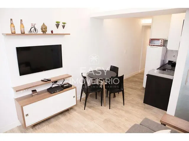Apartamento com 35m² 1 quarto e 1 banheiro, para alugar, no bairro Ipanema em Rio de Janeiro