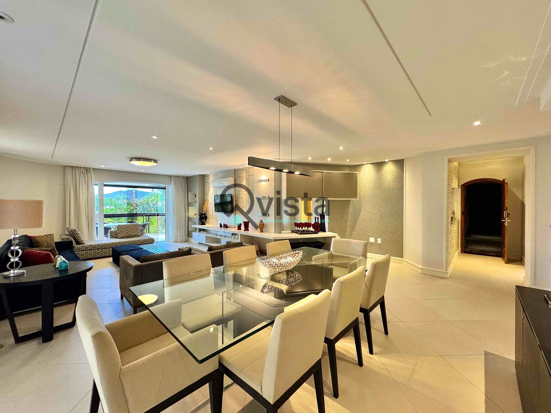 Apartamento à venda com 3 quartos, 152m² - Foto 2