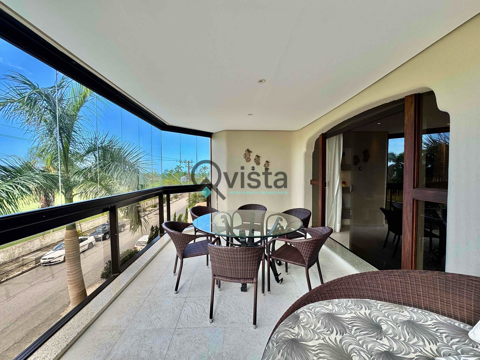 Apartamento à venda com 3 quartos, 152m² - Foto 1