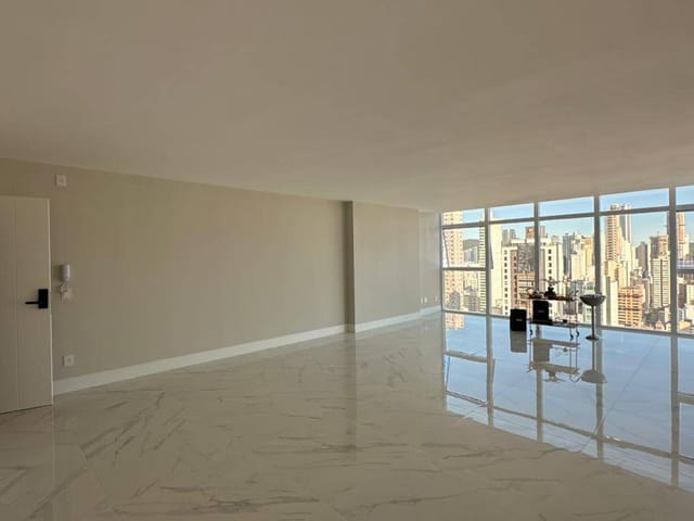 Foto do Apartamento - Apartamento à venda, Centro, Balneário Camboriú, SC | Interpraias Imóveis