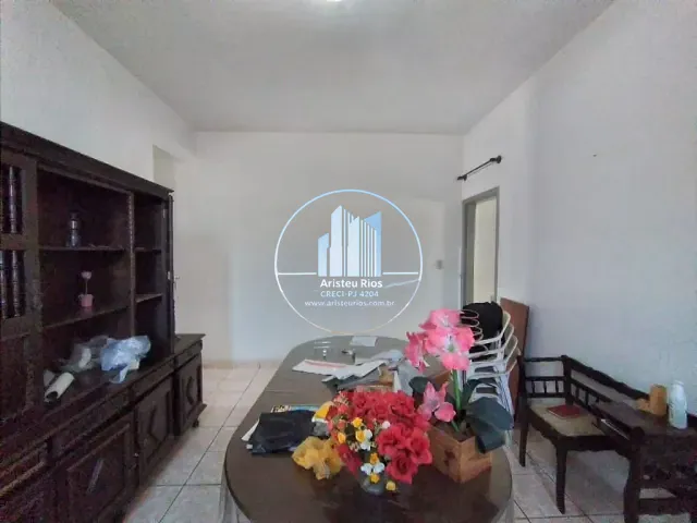 Apartamento com 270m² 3 quartos e 2 banheiros, à venda, no bairro Centro em Pouso Alegre