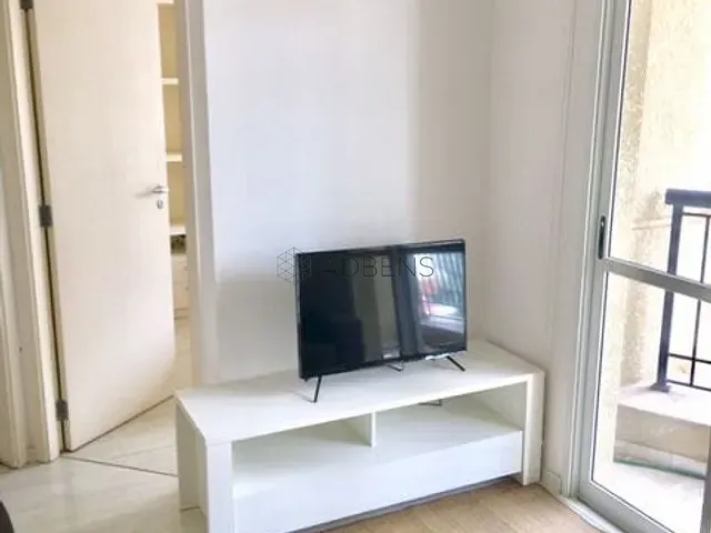 Apartamento 1 quarto e 1 banheiro, para alugar, no bairro Vila Nova Conceição em São Paulo