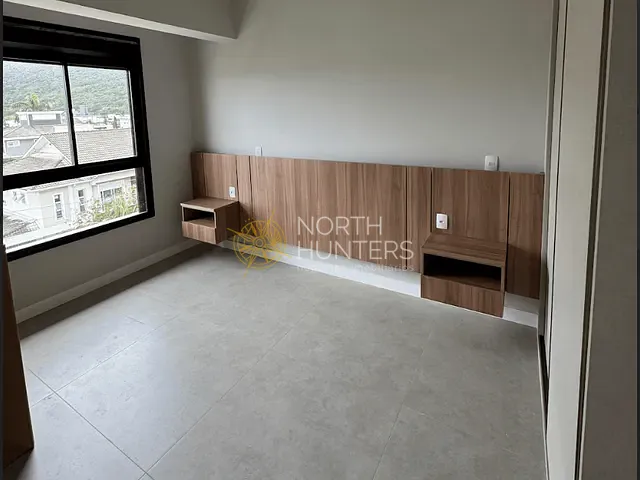 Apartamento com 42m² 1 quarto e 1 banheiro, à venda, no bairro Cachoeira do Bom Jesus em Florianópolis