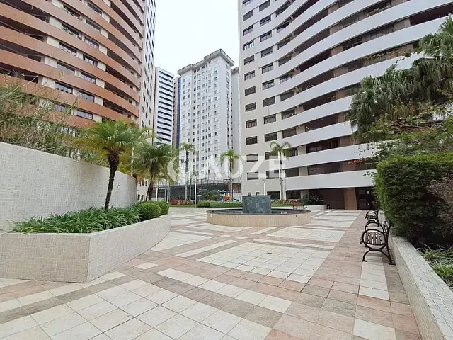 Apartamento com 179m² 2 quartos e 4 banheiros, para alugar, no bairro Água Verde em Curitiba
