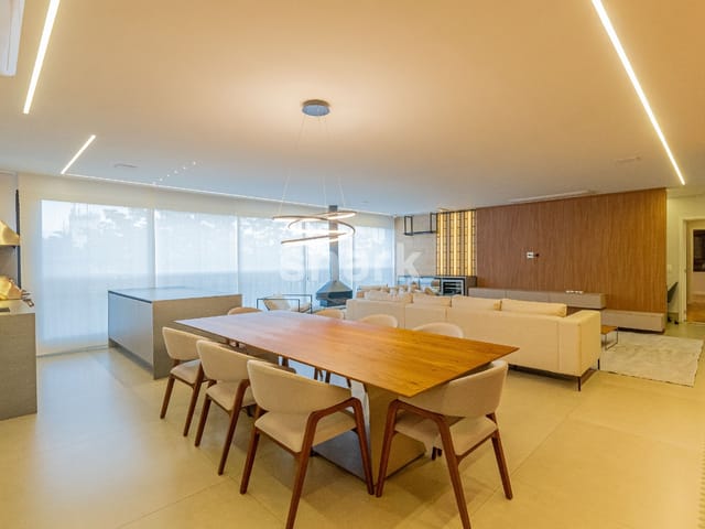 Apartamento com 228m² 3 quartos e 5 banheiros, à venda, no bairro Green Valley Alphaville em Barueri