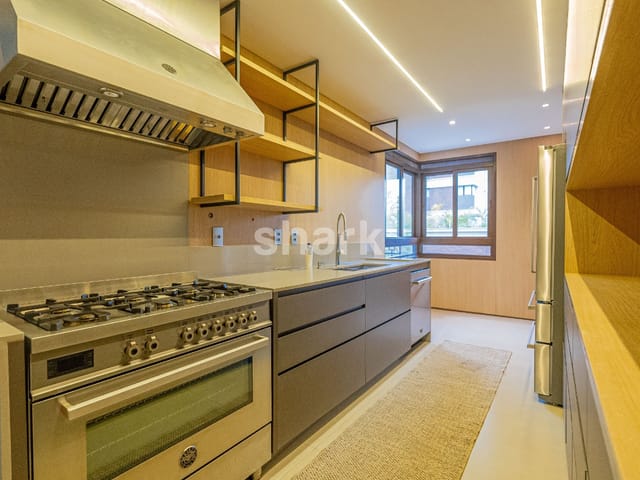 Apartamento com 228m² 3 quartos e 5 banheiros, à venda, no bairro Green Valley Alphaville em Barueri
