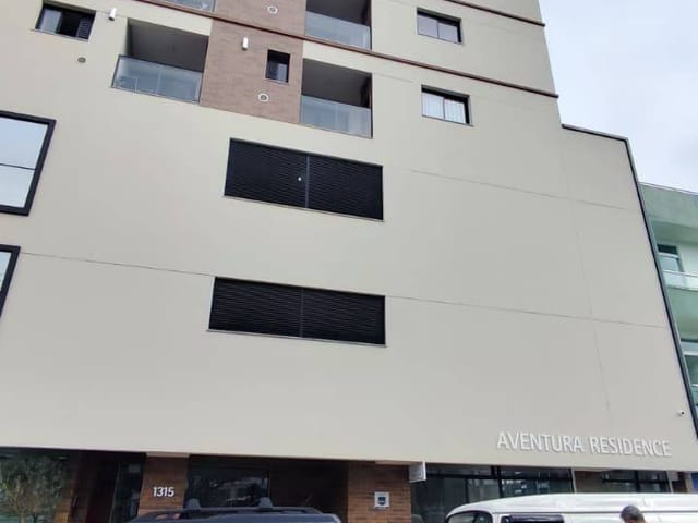Apartamento com 132m² 2 quartos e 2 banheiros, à venda, no bairro Centro em Balneário Camboriú