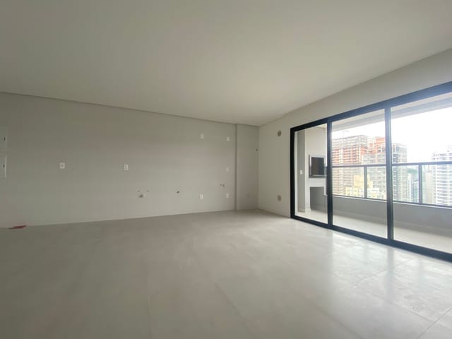 Apartamento com 84m² 2 quartos e 3 banheiros, à venda, no bairro Praia Brava de Itajaí em Itajaí