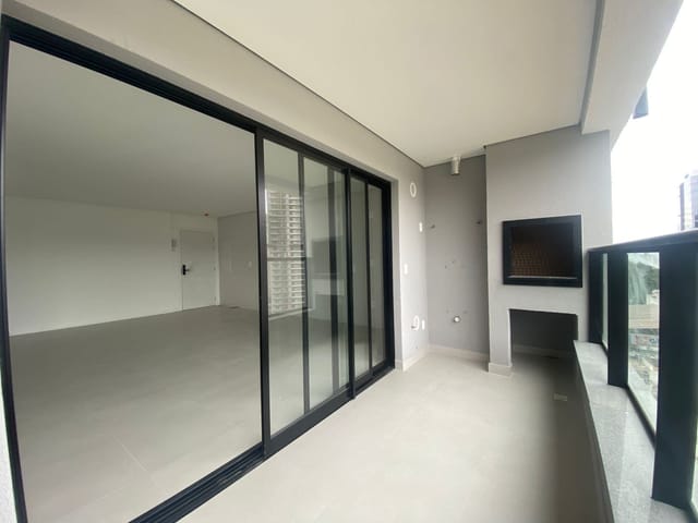 Apartamento com 84m² 2 quartos e 3 banheiros, à venda, no bairro Praia Brava de Itajaí em Itajaí