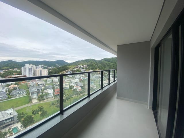 Apartamento com 84m² 2 quartos e 3 banheiros, à venda, no bairro Praia Brava de Itajaí em Itajaí