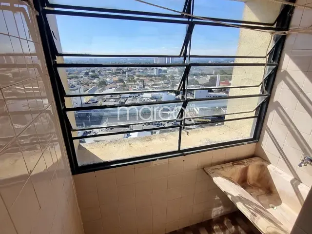 Apartamento 1 quarto e 1 banheiro, para alugar, no bairro Setor Central em Goiânia