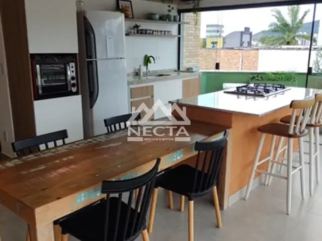 Apartamento com 178m² 4 quartos e 3 banheiros, à venda, no bairro Centro em Ubatuba