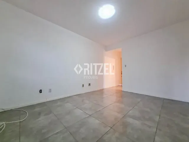 Apartamento 1 quarto e 1 banheiro, à venda, no bairro Pátria Nova em Novo Hamburgo
