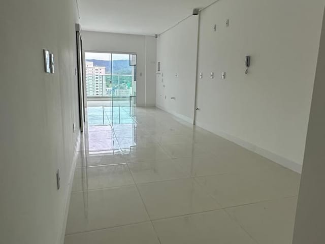Apartamento com 73m² 2 quartos e 3 banheiros, à venda, no bairro Balneário Perequê em Porto Belo