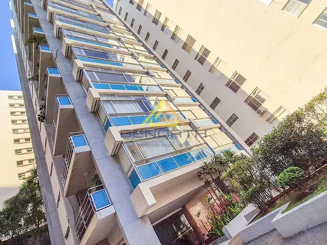 Apartamento com 211m² 3 quartos e 4 banheiros, à venda, no bairro Higienópolis em São Paulo