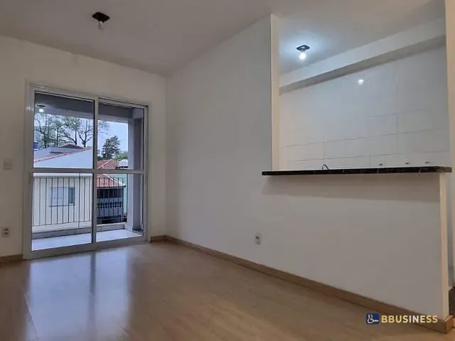 Apartamento 3 quartos e 1 banheiro, para alugar, no bairro Vila Pires em Santo André