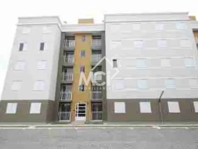 Apartamento 2 quartos e 1 banheiro, à venda, no bairro Areal em Pelotas