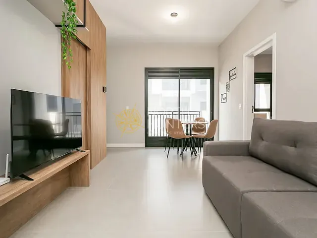 Apartamento com 53m² 1 quarto e 2 banheiros, à venda, no bairro Cachoeira do Bom Jesus em Florianópolis