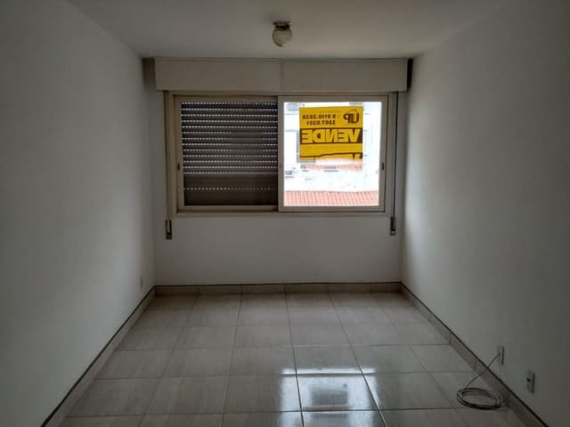 Foto do Apartamento - Apartamento à venda, 34 m² por R$ 165.000,00 - Centro - Pelotas/RS | UP Imóveis