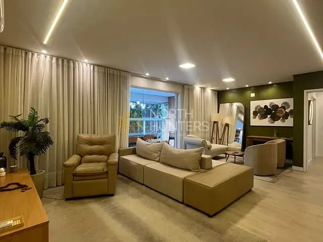 Apartamento com 184m² 4 quartos e 1 banheiro, à venda, no bairro América em Joinville