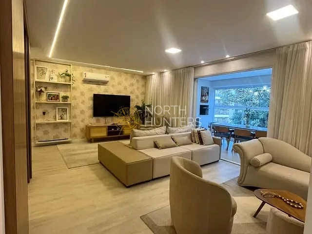 Apartamento com 184m² 4 quartos e 1 banheiro, à venda, no bairro América em Joinville