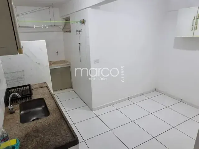 Apartamento 2 quartos e 1 banheiro, para alugar, no bairro Setor Central em Goiânia