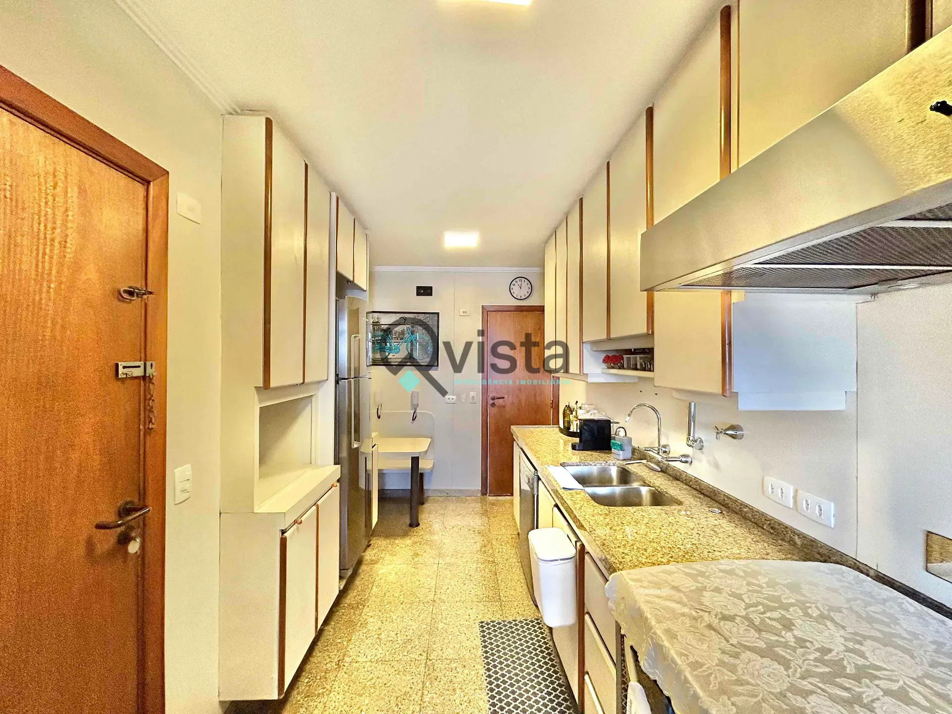 Apartamento, 3 quartos, 260 m² - Foto 23