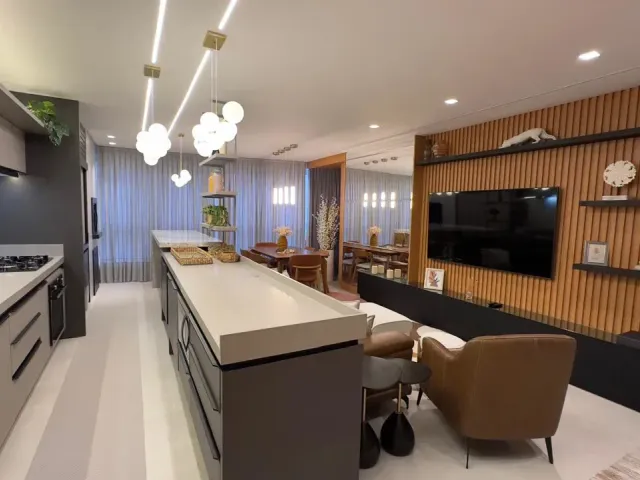 Apartamento com 128m² 3 quartos e 4 banheiros, à venda, no bairro Meia Praia em Itapema