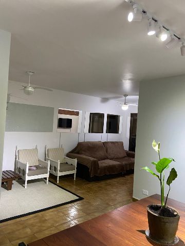 Apartamento 3 quartos e 1 banheiro, para alugar, no bairro Centro em Ubatuba