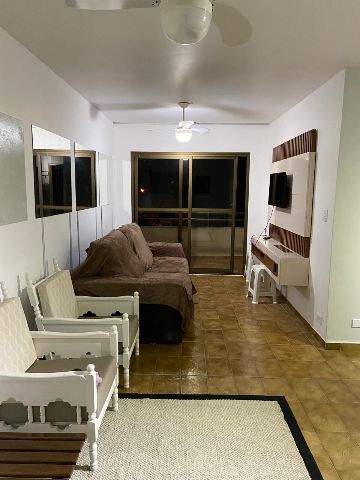 Apartamento 3 quartos e 1 banheiro, para alugar, no bairro Centro em Ubatuba