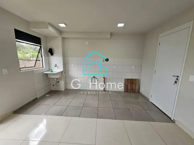 Apartamento com 47m² 2 quartos e 1 banheiro, para alugar, no bairro Conjunto Habitacional Alexandre Urbanas em Londrina