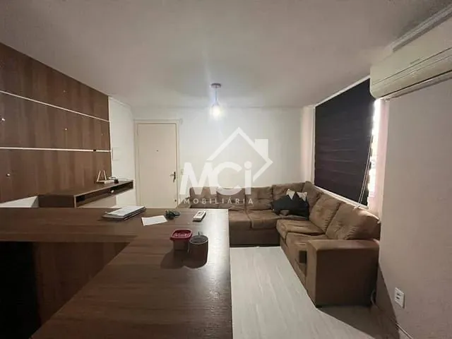 Apartamento 2 quartos e 1 banheiro, à venda, no bairro Três Vendas em Pelotas