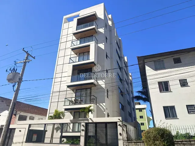 Apartamento 1 quarto e 1 banheiro, à venda ou para alugar, no bairro Alto em Teresópolis