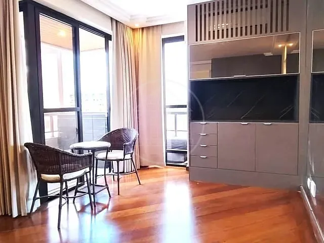 Apartamento com 248m² 3 quartos e 3 banheiros, para alugar, no bairro Vila Mariana em São Paulo