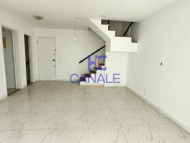 Apartamento com 95m² 2 quartos e 2 banheiros, à venda ou para alugar, no bairro Recreio dos Bandeirantes em Rio de Janeiro